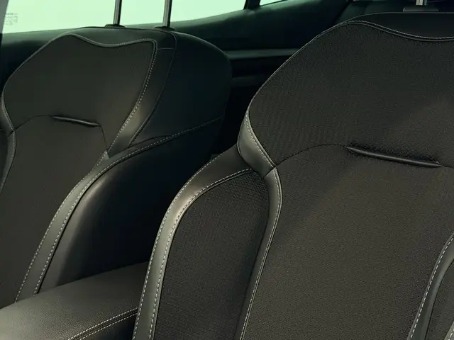 Renault Mégane 1.3 TCe 140 EDC Intens 2022 Benzine 26