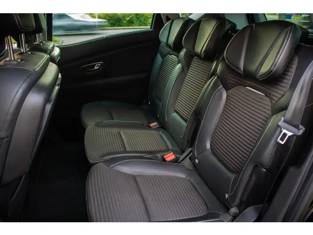 Renault Scénic TCe 130 Bose 2017 Benzine 5