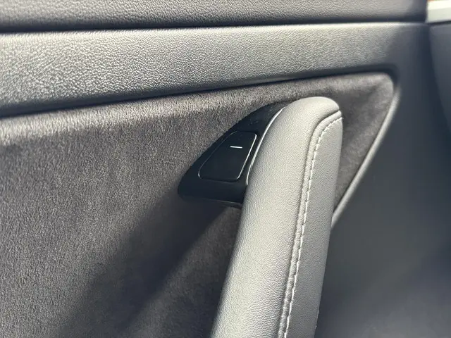 Tesla Model 3 Standard RWD Plus 60 kWh 2020 Elektrisch 25