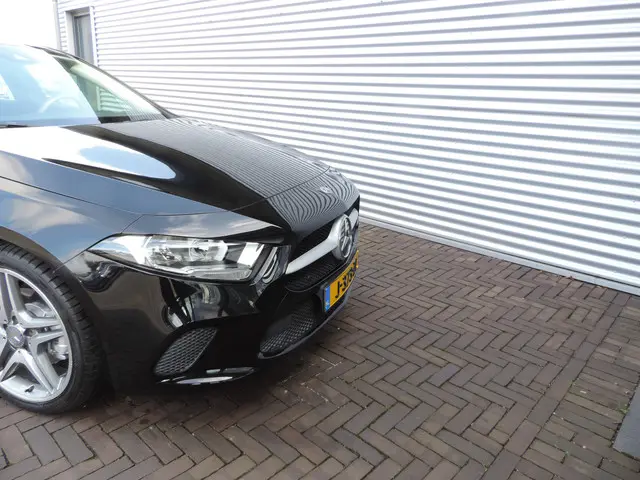 Mercedes-Benz A-Klasse 160 2020 Benzine 15