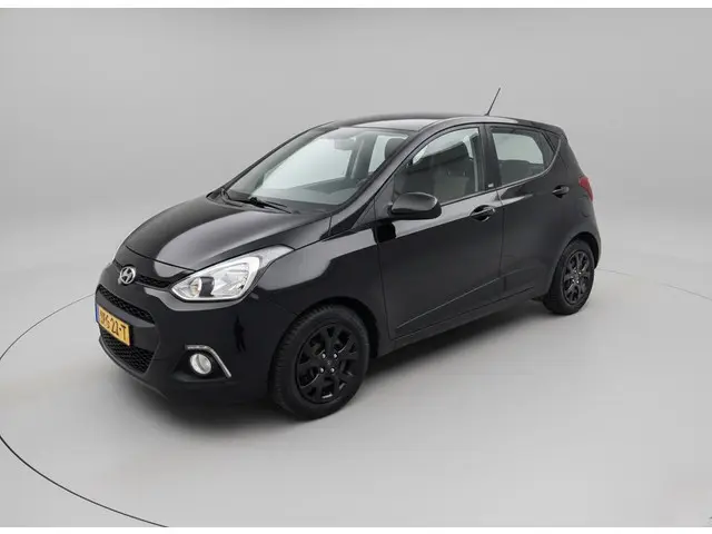 Hyundai i10 1.0i i-Motion Black Line 2016 Benzine 2