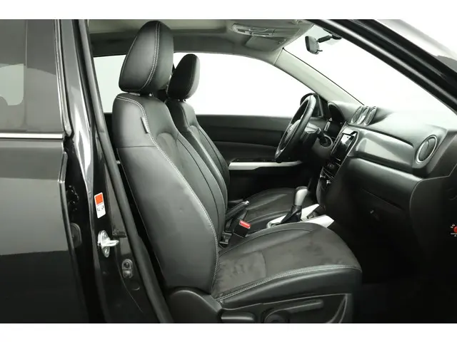 Suzuki Vitara 1.6 High Executive 2015 Benzine 22