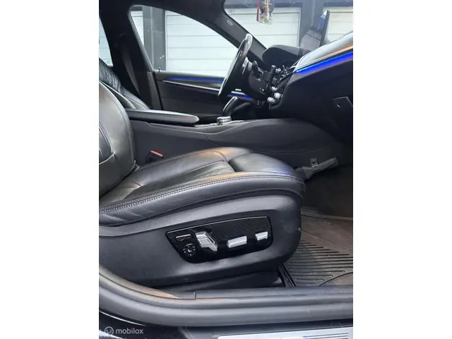 BMW 5 Serie 530i High Executive 2021 Benzine 26