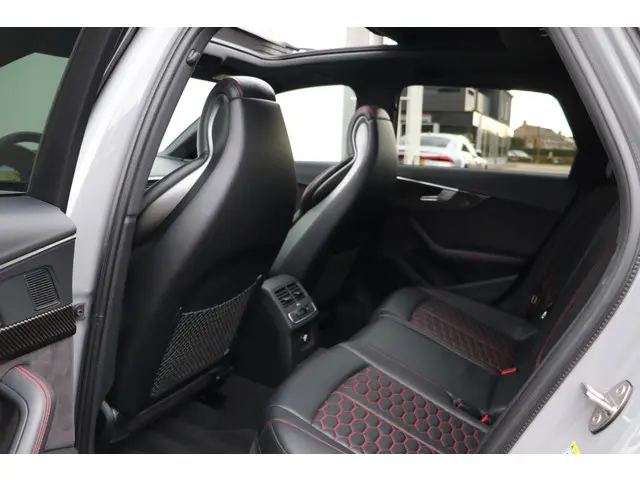 Audi RS4 2.9 TFSI Quattro 2018 Benzine 5