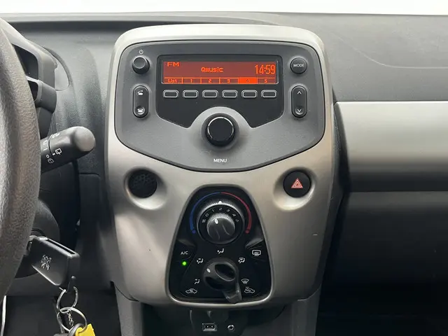 Peugeot 108 e-VTi Active 2018 Benzine 11