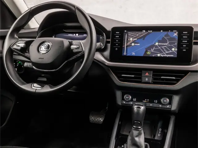 Škoda Kamiq 1.0 TSI Luxury Sport 2021 Benzine 7