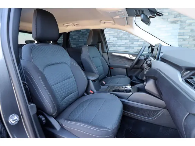 Ford Kuga 2.5 PHEV Cool & Connect 2022 Hybride Benzine 11