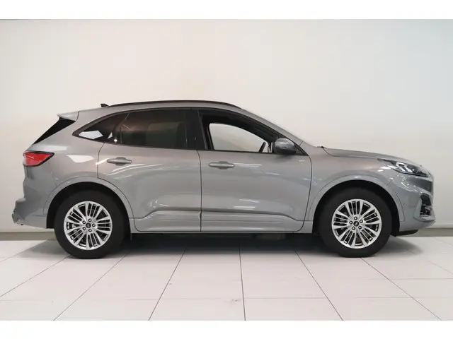 Ford Kuga 2.5 PHEV ST-Line X 2022 Hybride Benzine 20