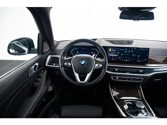 BMW X5 xDrive50e 2024 Hybride Benzine 57