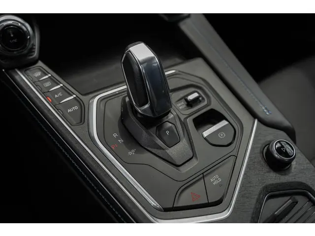 Lynk & Co 01 1.5 2021 Hybride Benzine 17