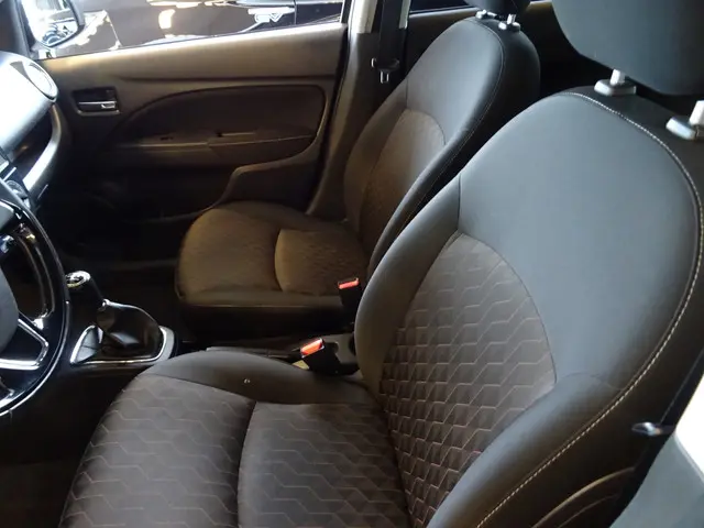 Mitsubishi Space Star 1.2 Active 2021 Benzine 11