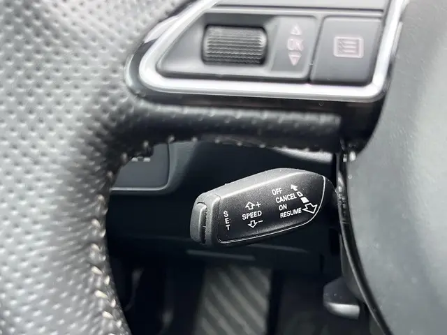 Audi Q3 1.4 TFSI CoD Sport Advance Sport 2018 Benzine 49