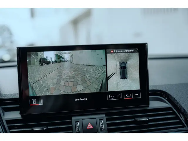 Audi Q5 50 TFSI e S edition 2021 Hybride Benzine 18