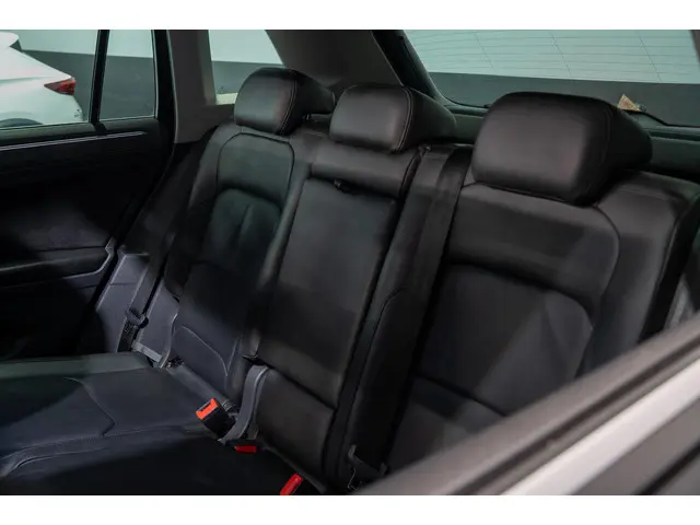 Volkswagen Tiguan 2.0 TSI 4Motion Highline 2017 Benzine 17