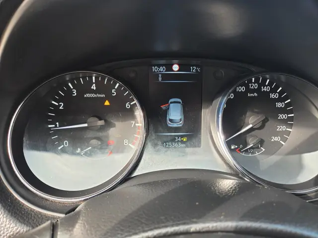 Nissan QASHQAI 1.2 Connect Edition 2015 Benzine 13
