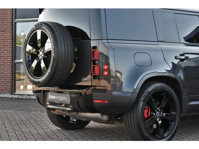 Land Rover Defender 110 D300 SE 2021 Diesel 22