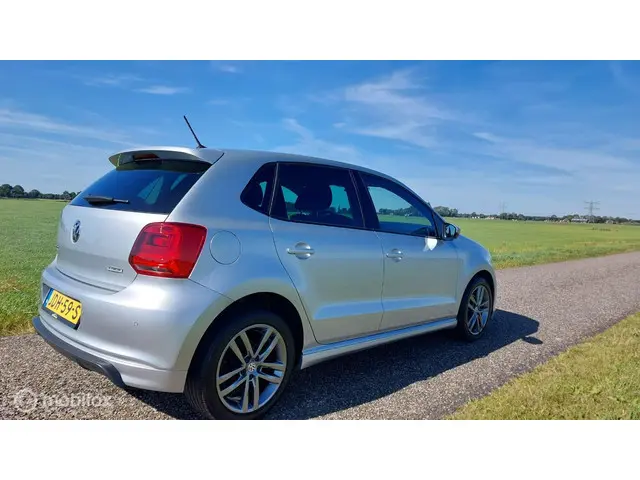Volkswagen Polo 1.0 R-Line 2017 Benzine 4