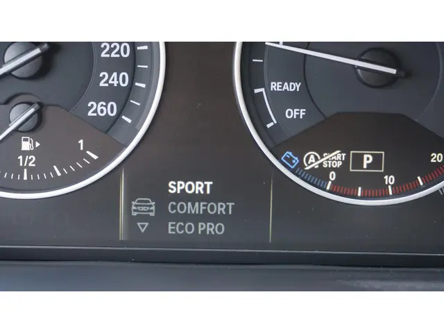 BMW X1 xDrive25i 232pk M-Sport & Shadow-Line 2017 Benzine 20