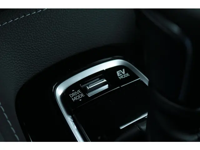 Toyota Corolla Hybrid 140 Dynamic 2025 Hybride Benzine 27