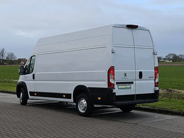 Peugeot Boxer 2.2 2022 Diesel 6