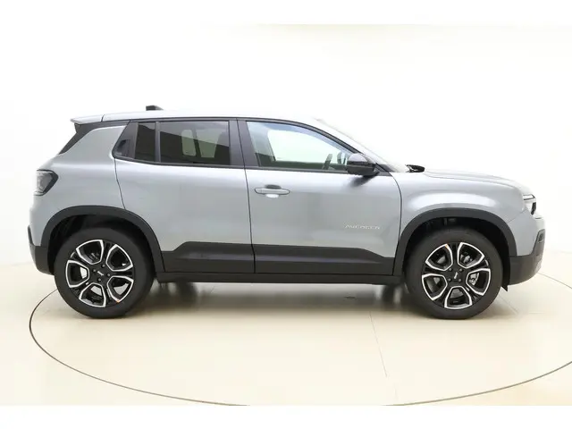 Jeep Avenger 1.2 e-Hybrid Summit 2025 Hybride Benzine 9