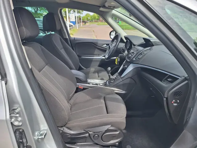 Opel Zafira Tourer 1.4 Business+ 5P 2015 Benzine 15