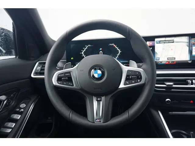 BMW 3 Serie Sedan 318i 2025 Benzine 10