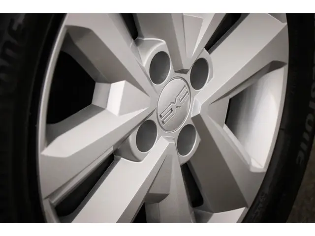 Dacia Sandero 1.0 TCe 90 Expression 2024 Benzine 18