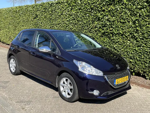Peugeot 208 1.2 PureTech Style 2015 Benzine 23