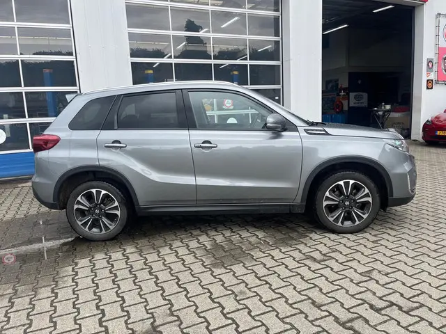 Suzuki Vitara 1.4 Boosterjet Stijl 2019 Benzine 8