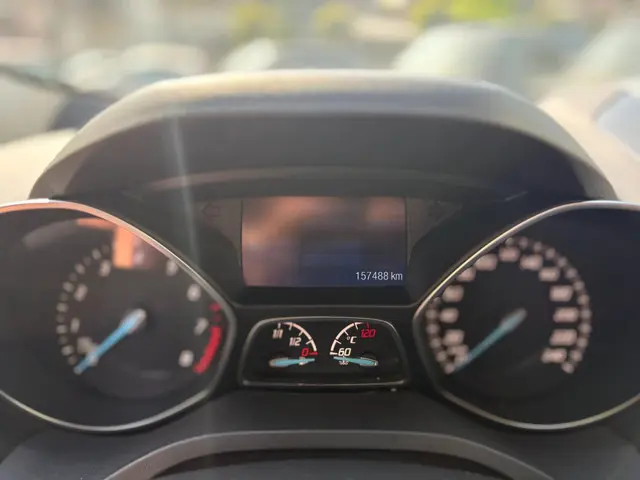 Ford Kuga 1.6 Titanium Plus 4WD 2014 Benzine 19