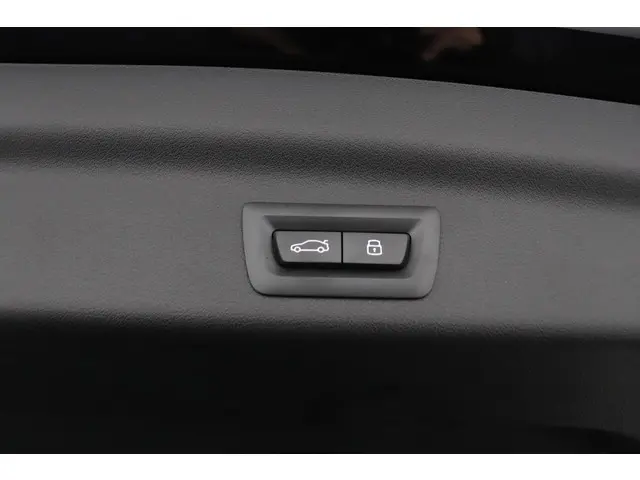 BMW X1 xDrive23i 2026 Benzine 41