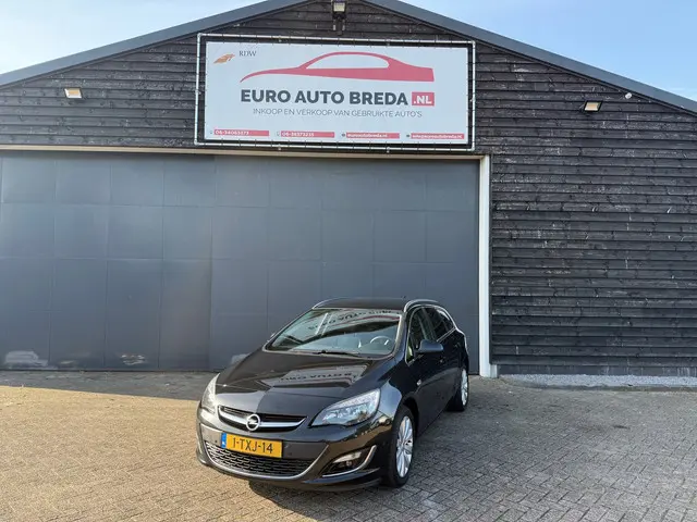 Opel Astra Sports Tourer 1.4 Turbo Cosmo 2014 Benzine