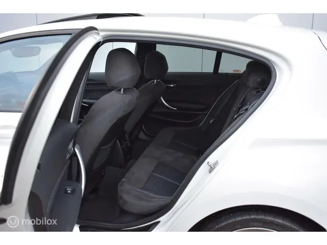 BMW 1 Serie M135i xDrive High Executive 2014 Benzine 7