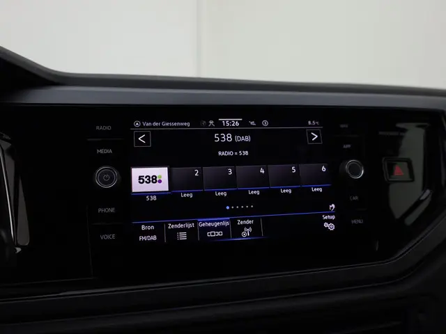 Volkswagen Polo 1.0TSI/95PK R-Line DSG 2025 Benzine 31