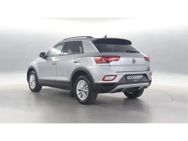 Volkswagen T-Roc 1.5 TSI 150pk Life DSG 2023 Benzine 4