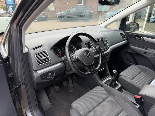 Volkswagen Sharan 1.4 TSI Exclusive Series 2017 Benzine 5