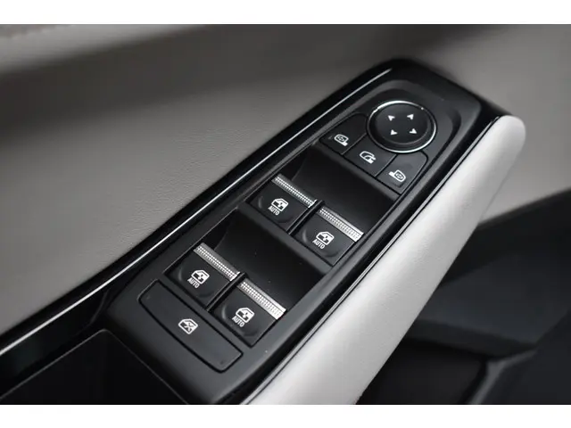 Renault Espace Iconic 2026 Hybride Benzine 18