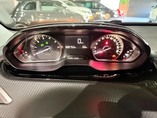 Peugeot 2008 |1.2 PureTech Blue Lion | Pano | 2017 Benzine 37