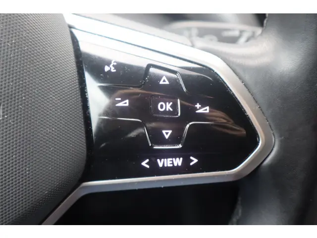 Volkswagen ID.4 First 77 kWh 2020 Elektrisch 26