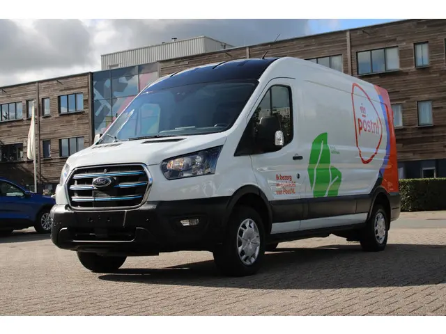 Ford E-Transit 350 L3H2 Trend 68 kWh 2024 Elektrisch 22