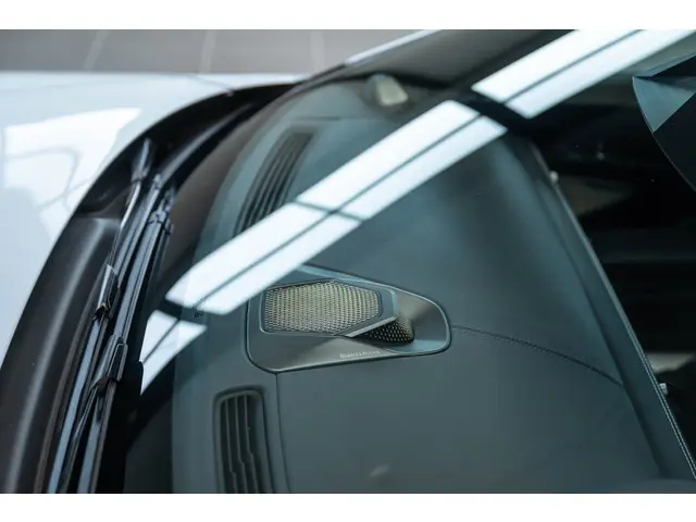 Aston Martin DB12 4.0 V8 2024 Benzine 13