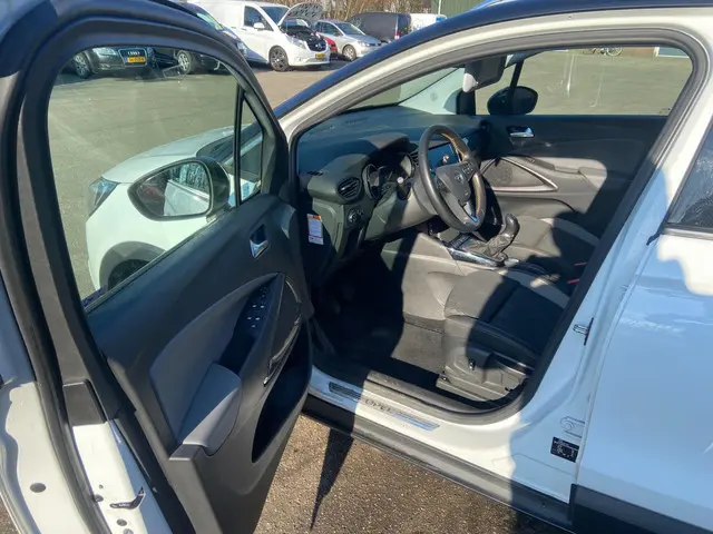Opel Crossland X 1.2 Turbo Innovation 2017 Benzine 6