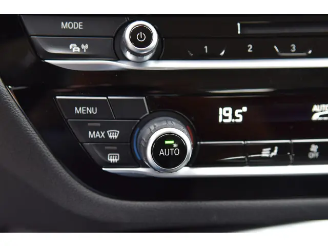 BMW X3 xDrive20i Executive 2018 Benzine 34