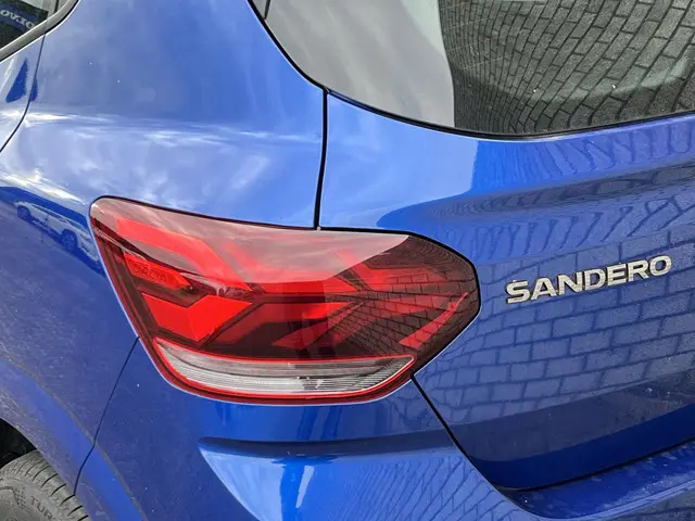 Dacia Sandero 1.0 TCe 90 Comfort 2023 Benzine 18