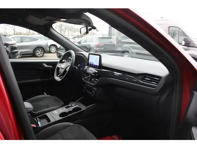 Ford Kuga 2.5 PHEV ST-Line X 2024 Hybride Benzine 14