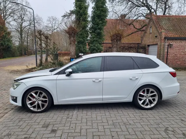 SEAT Leon ST 1.4 EcoTSI FR 2015 Benzine 2