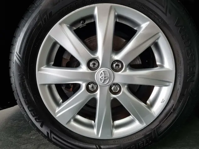 Toyota Yaris 1.3 VVT-i Style / Trekhaak / Airco 2013 Benzine 21