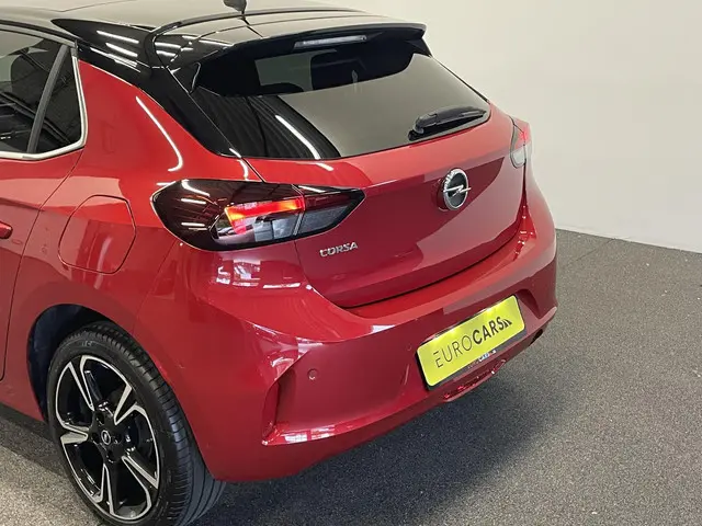 Opel Corsa 1.2 Turbo 100pk Elegance Sky 2023 Benzine 10