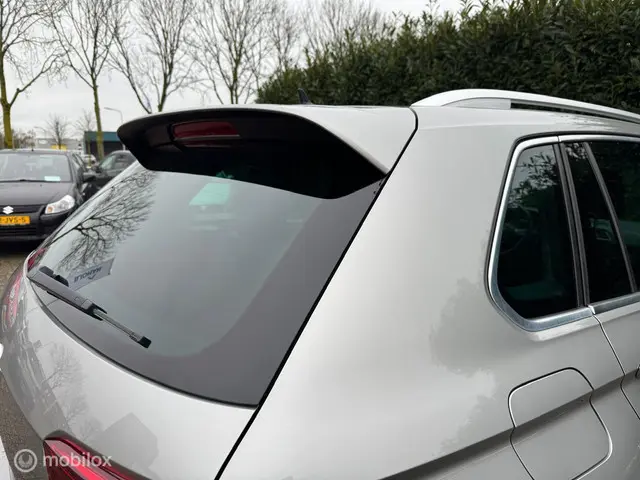 Volkswagen Tiguan 2.0 TSI 4Motion Highline 2016 Benzine 12